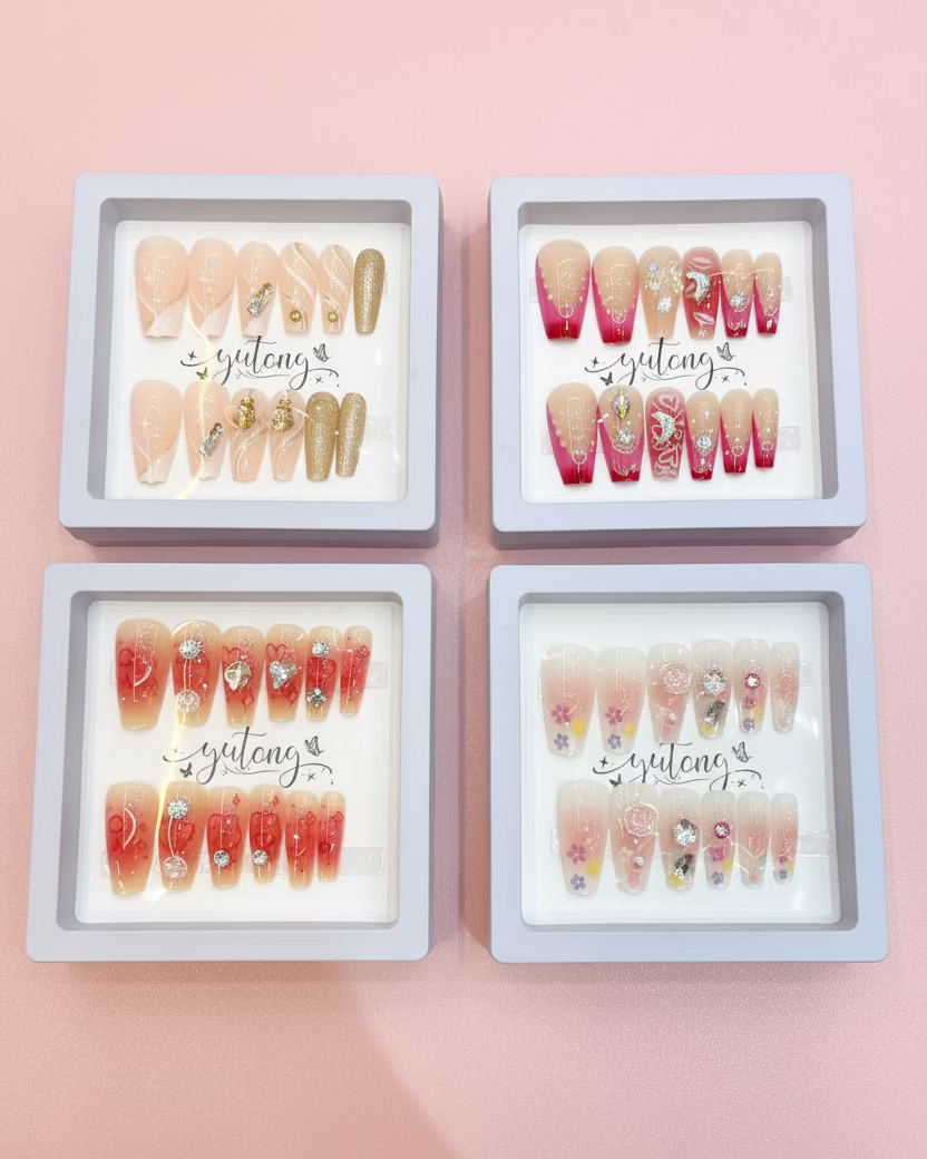Uñas Decoradas Pedreria Yutong