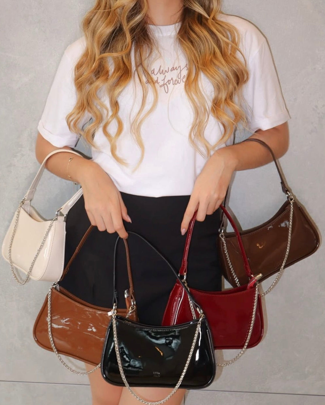 Bolso luna charol