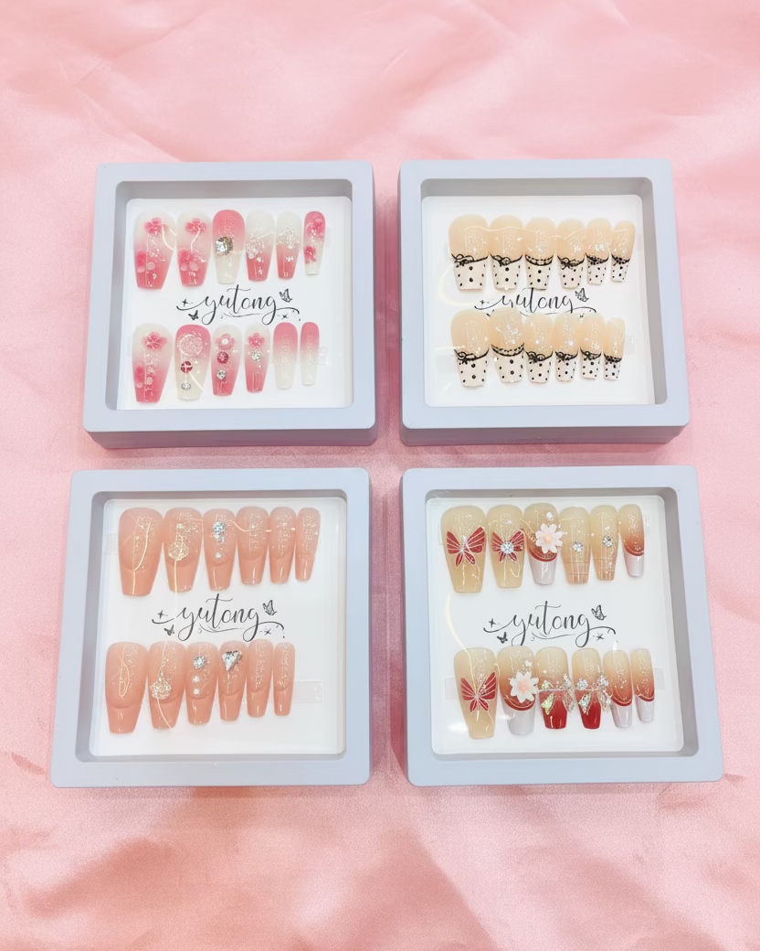 Uñas Decoradas Pedreria Yutong
