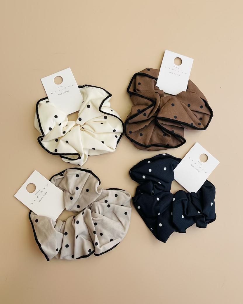Moñas vintage lunares