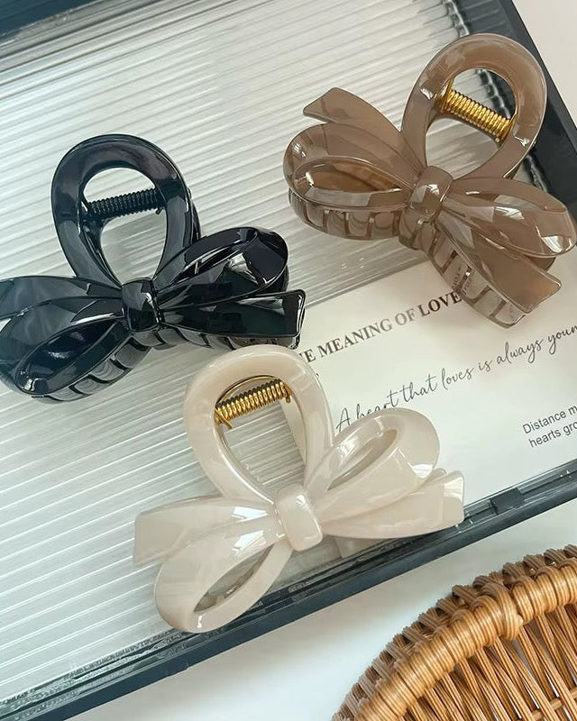 Pinza lazo estilo coreano